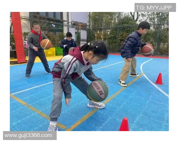 南京篮球队的意识提升与团队协作探讨聚焦篮球发展新方向